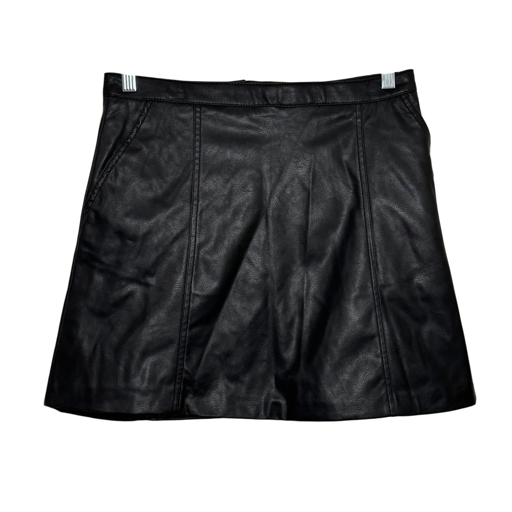H&M Divided Skirt Black Faux Leather A-Line Mini Womens 10 Exposed Zipper Moto